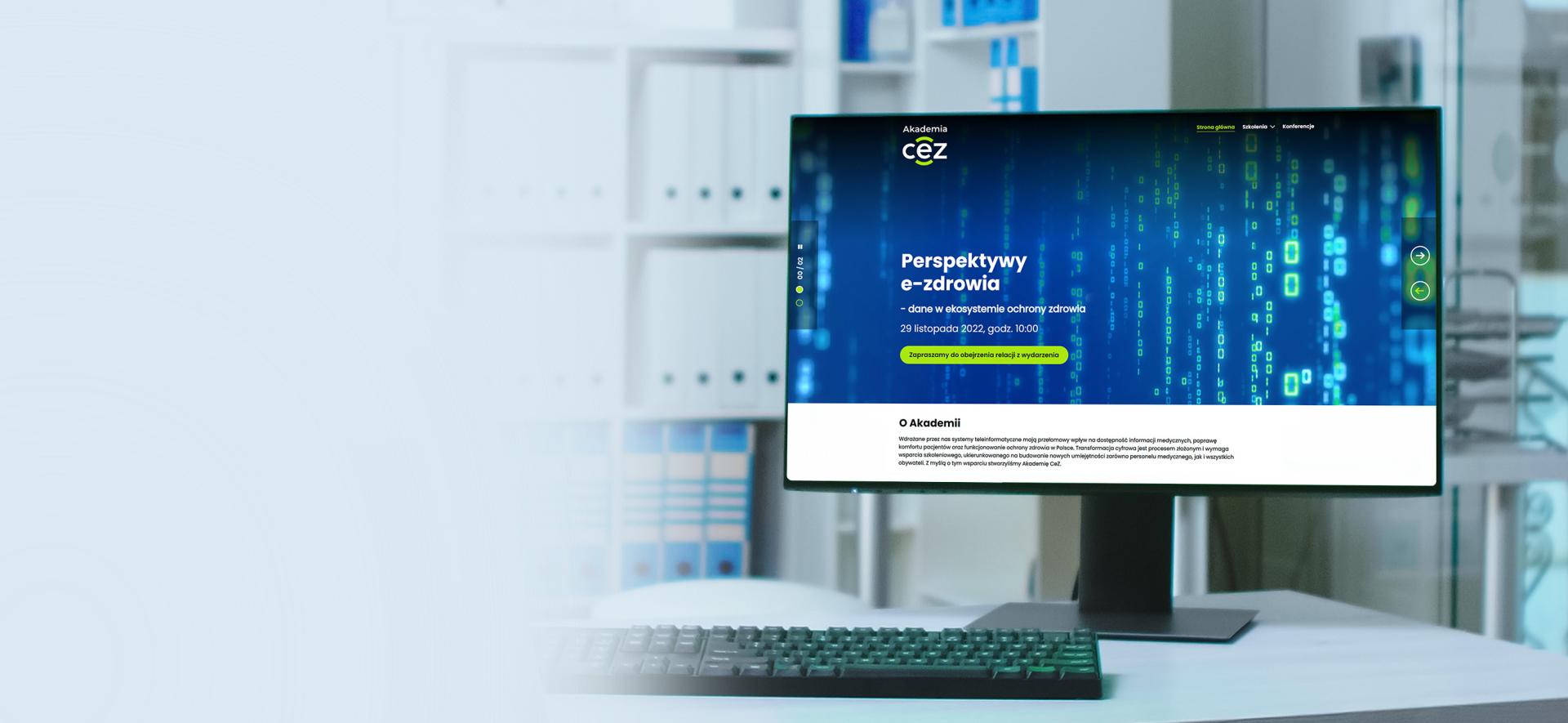 Ekran komputera z widokiem strony Akademii CeZ